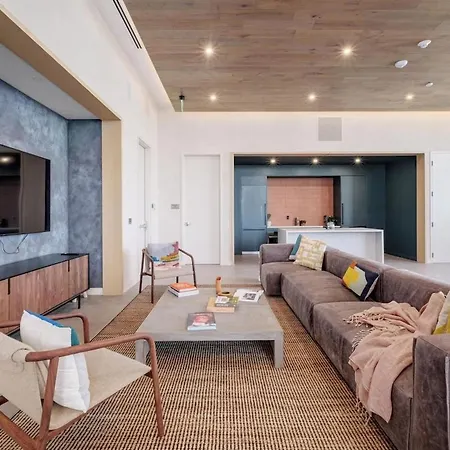 The Summit Club Aparthotel